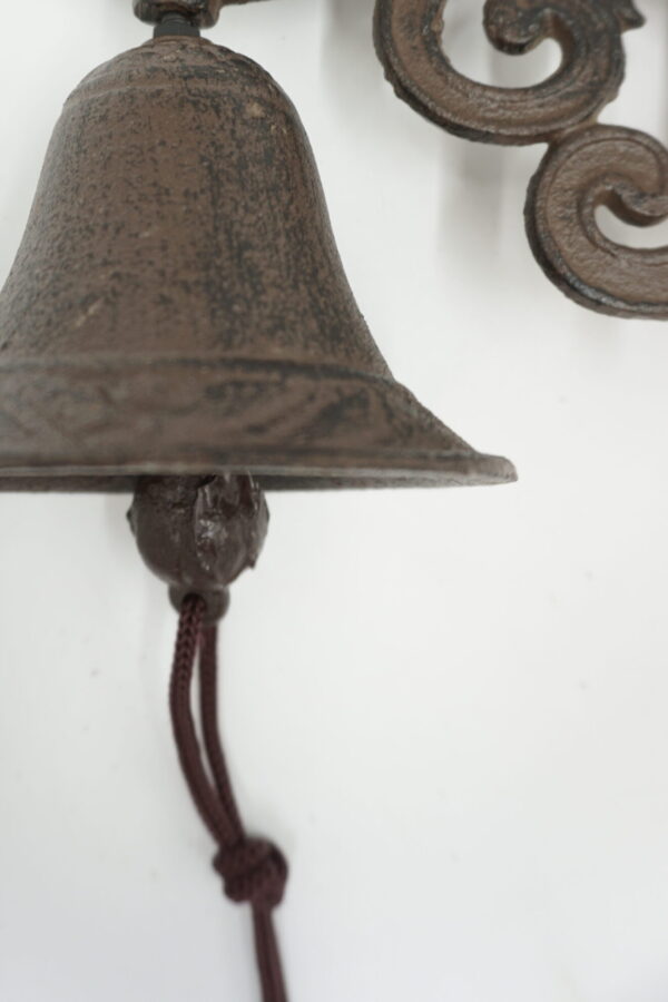 PIĘKNY ŻELIWNY DZWON DZWONECZEK BIEDRONKA