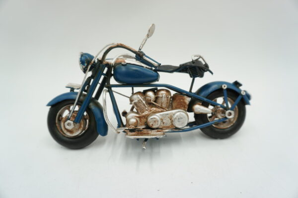 METALOWY MODEL MOTOR PREZENT