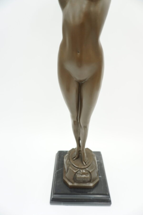 FIGURA Z BRĄZU AKT NAGA KOBIETA