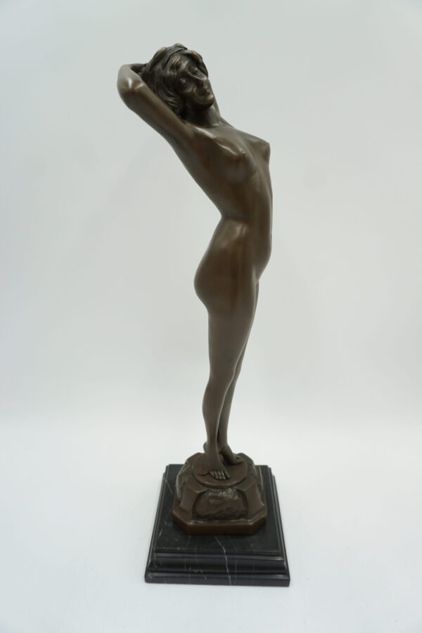 FIGURA Z BRĄZU AKT NAGA KOBIETA