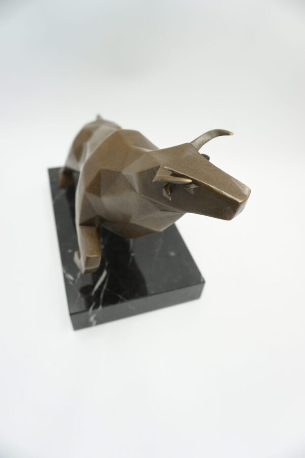 FIGURA Z BRĄZU BYK ART DECO