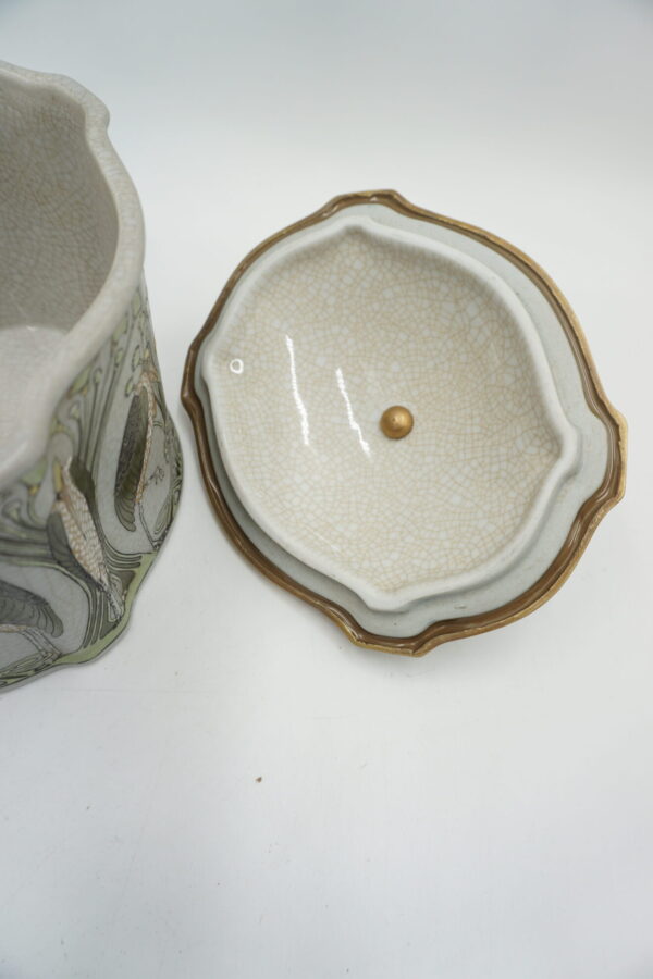 SZKATUŁKA PUZDERKO PORCELANA Z BRĄZEM -CZAPLE.