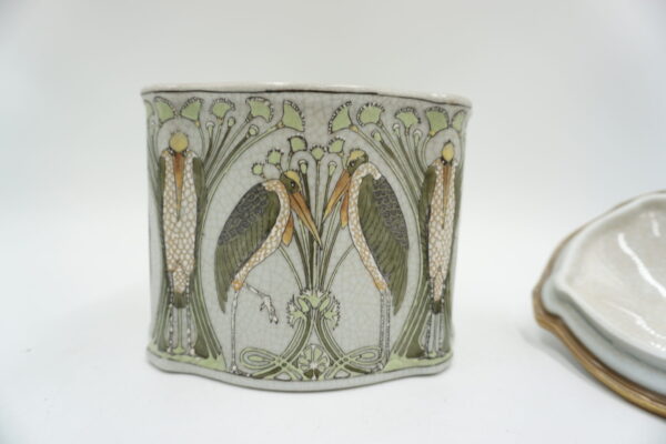 SZKATUŁKA PUZDERKO PORCELANA Z BRĄZEM -CZAPLE.