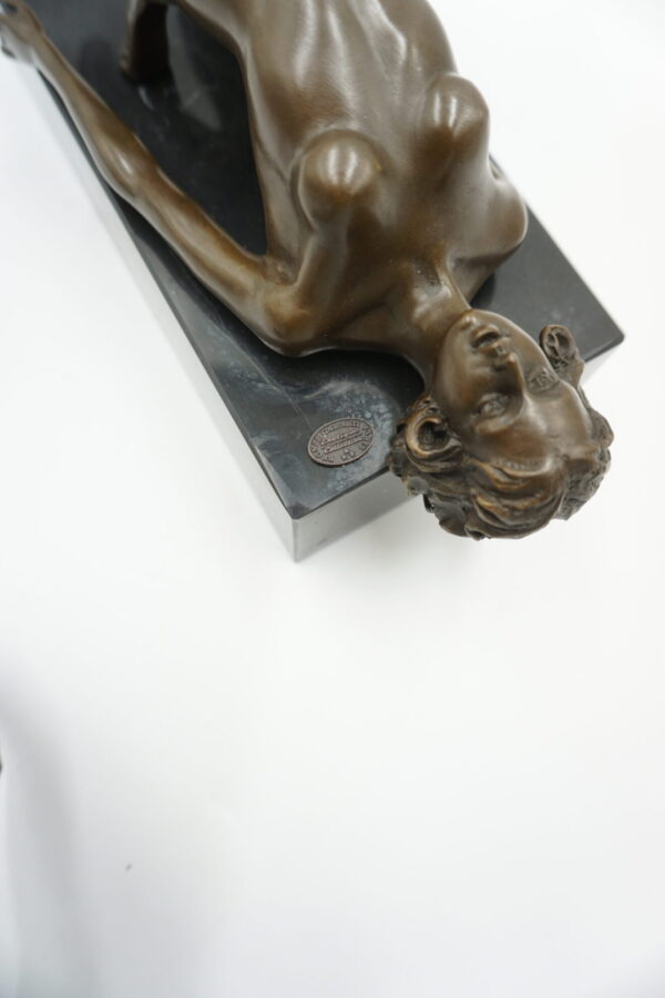 FIGURA Z BRĄZU AKT NAGA KOBIETA.