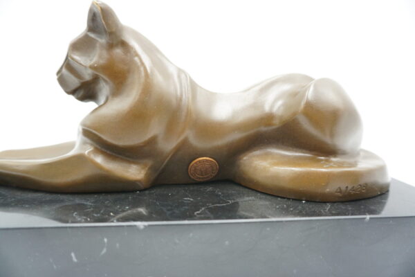 FIGURA Z BRĄZU LEŻĄCY KOT