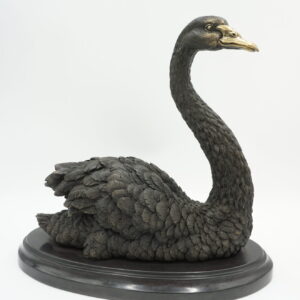 FIGURA Z BRĄZU CZARNY ŁABĘDŹ