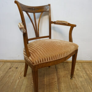 ZGRABNY FOTEL DO BIURKA DĄB