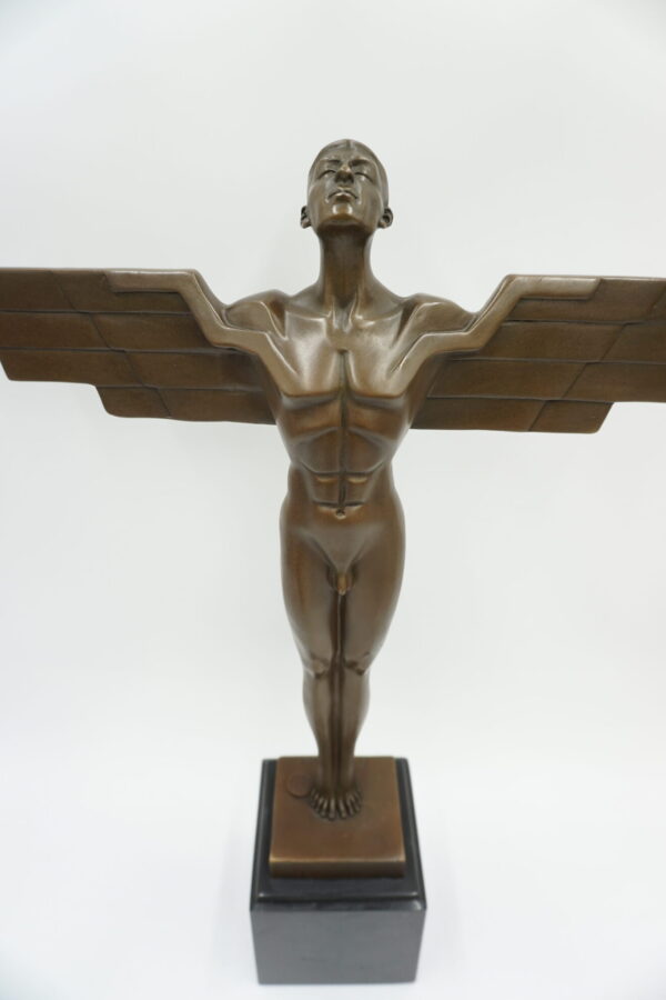FIGURA Z BRĄZU IKAR Z ROZŁOŻONYMI SKRZYDŁAMI MITOLOGIA ART DECO