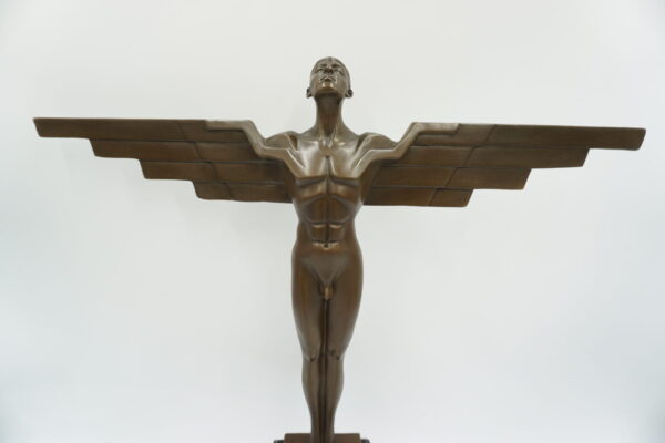 FIGURA Z BRĄZU IKAR Z ROZŁOŻONYMI SKRZYDŁAMI MITOLOGIA ART DECO