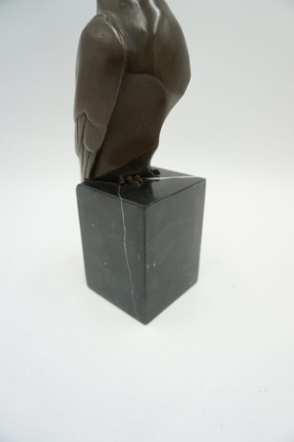 FIGURA Z BRĄZU GOŁĄB NA KAMIENNEJ PODSTAWIE