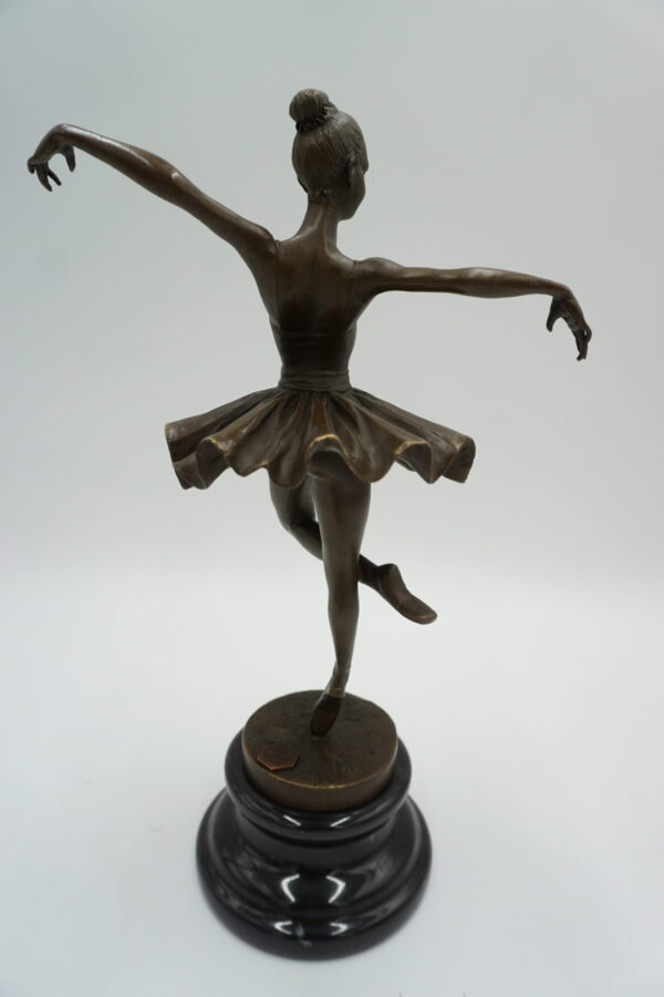 FIGURA Z BRĄZU BALRINA TANCERKA BALETNICA
