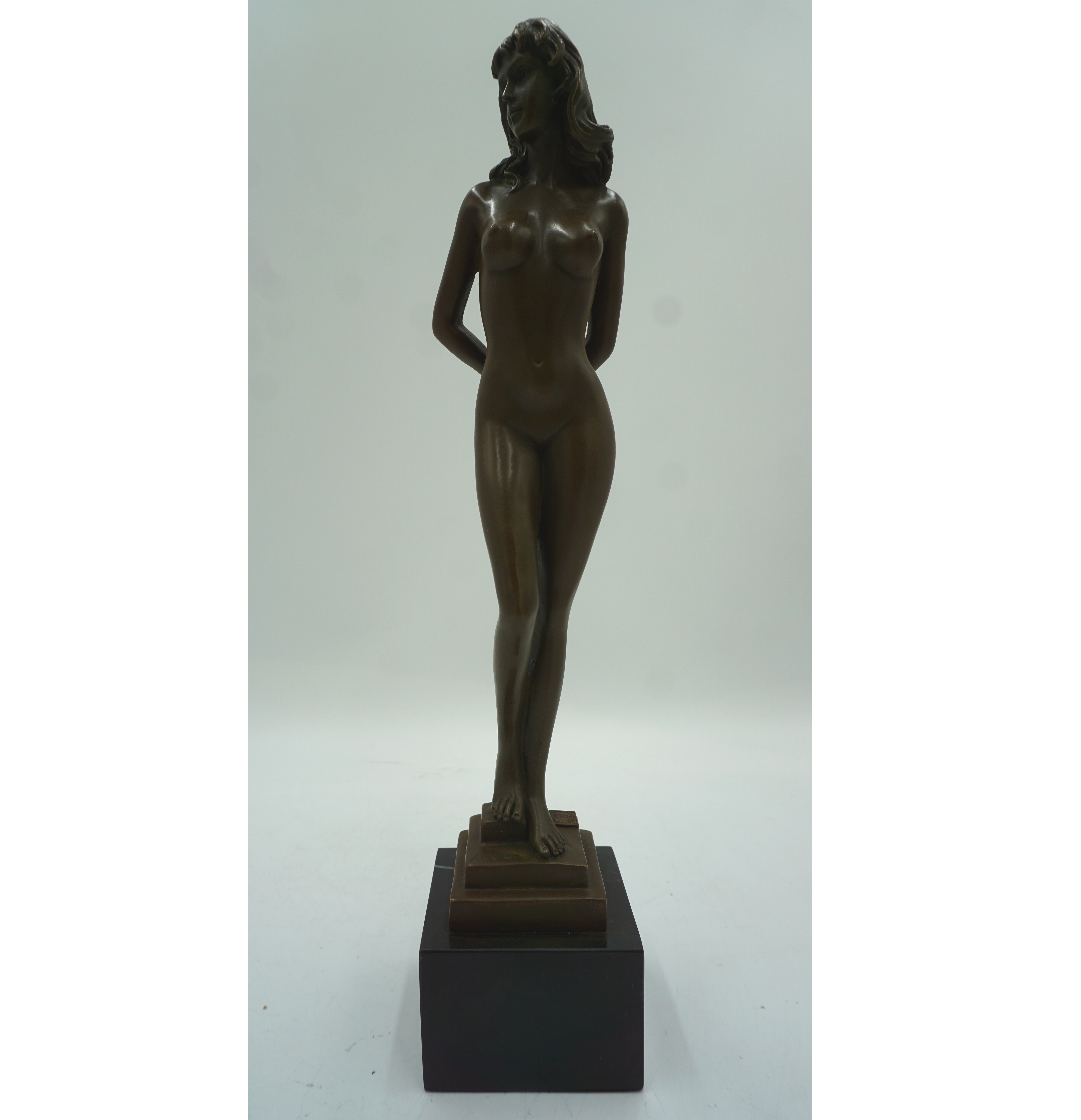 DUŻA FIGURA Z BRĄZU AKT NAGA KOBIETA