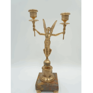 ŚWIECZNIK Z BRĄZU KOBIETA ANIOŁ