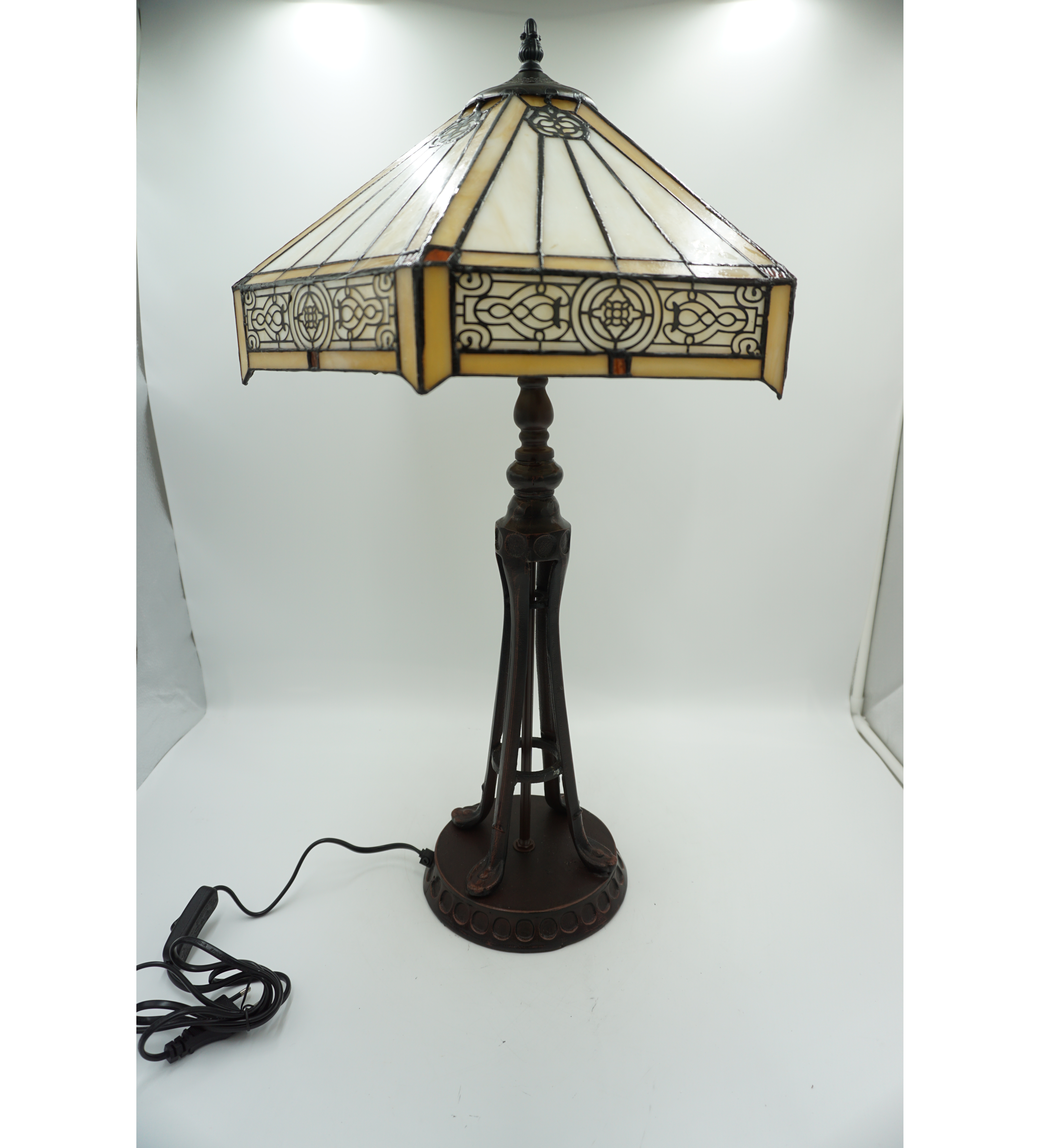 Lampa Witrażowa Styl Tiffany