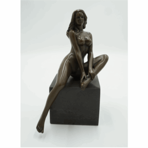 AKT NAGIEJ KOBIETY - FIGURA Z BRĄZU - NAGA SIEDZĄCA KOBIETA