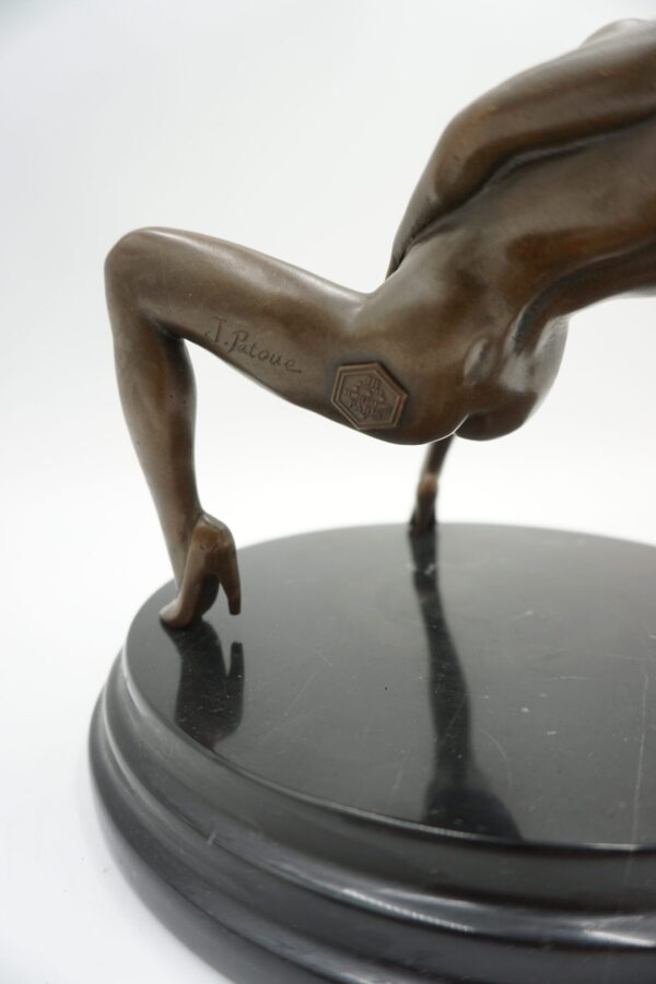 AKT NAGIEJ KOBIETY - FIGURA Z BRĄZU - NAGA KOBIETA OSTRY AKT