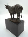 FIGURA Z BRĄZU BYK SIŁA GIEŁDA HOSSA