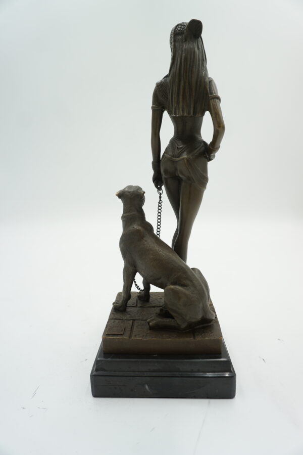 FIGURA Z BRĄZU KLEOPATRA EGIPCJANKA Z DZIKIM KOTEM