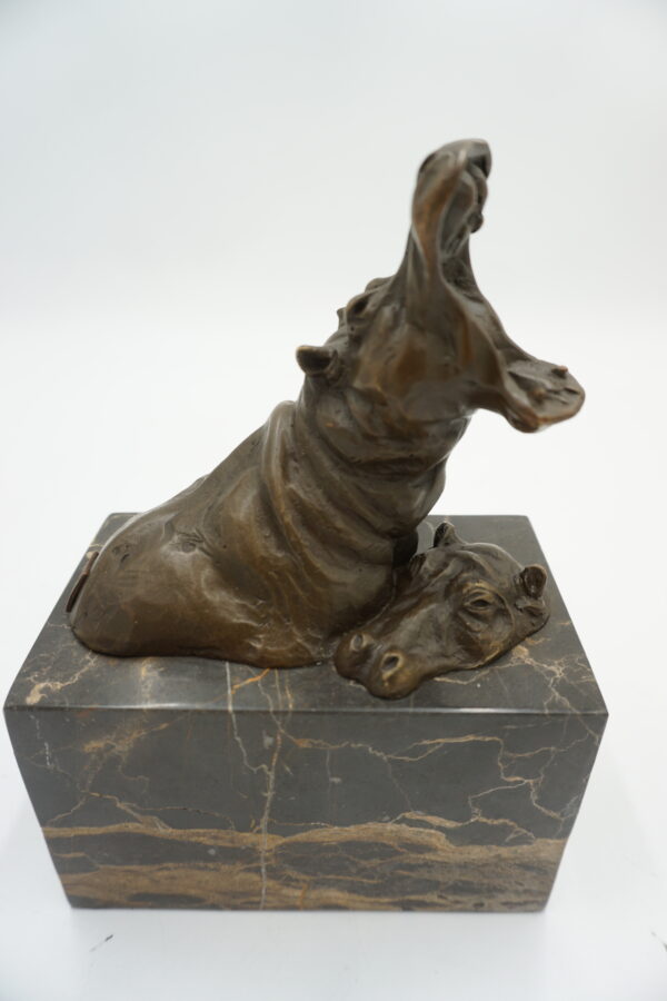 FIGURA Z BRĄZU DWA HIPOPOTAMY