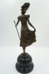 DUŻA FIGURA Z BRĄZU KOBIETA DAMA W KAPELUSZU Z LASKĄ ARYSTOKRACJA WYS 41cm