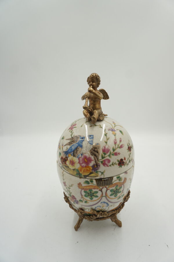 JAJO PORCELANA Z BRĄZEM SZKATUŁKA ANIOŁEK Z TRĄBKĄ