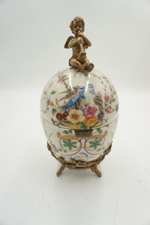 JAJO PORCELANA Z BRĄZEM SZKATUŁKA ANIOŁEK Z TRĄBKĄ