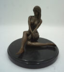 AKT NAGIEJ KOBIETY - FIGURA Z BRĄZU - NAGA KOBIETA NAGOŚĆ