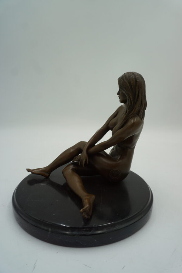 AKT NAGIEJ KOBIETY - FIGURA Z BRĄZU - NAGA KOBIETA NAGOŚĆ
