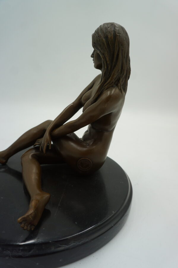 AKT NAGIEJ KOBIETY - FIGURA Z BRĄZU - NAGA KOBIETA NAGOŚĆ