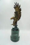 FIGURA Z BRĄZU ORZEŁ Z ROZŁOŻONYMI SKRZYDŁAMI