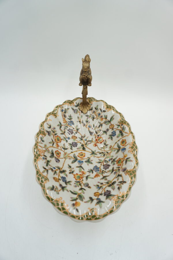 PATERA PATERKA MYDELNICZKA PORCELANA Z BRĄZEM - WIEWIÓRKA