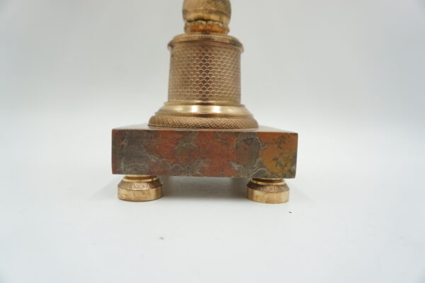 ŚWIECZNIK Z BRĄZU KOBIETA ANIOŁ