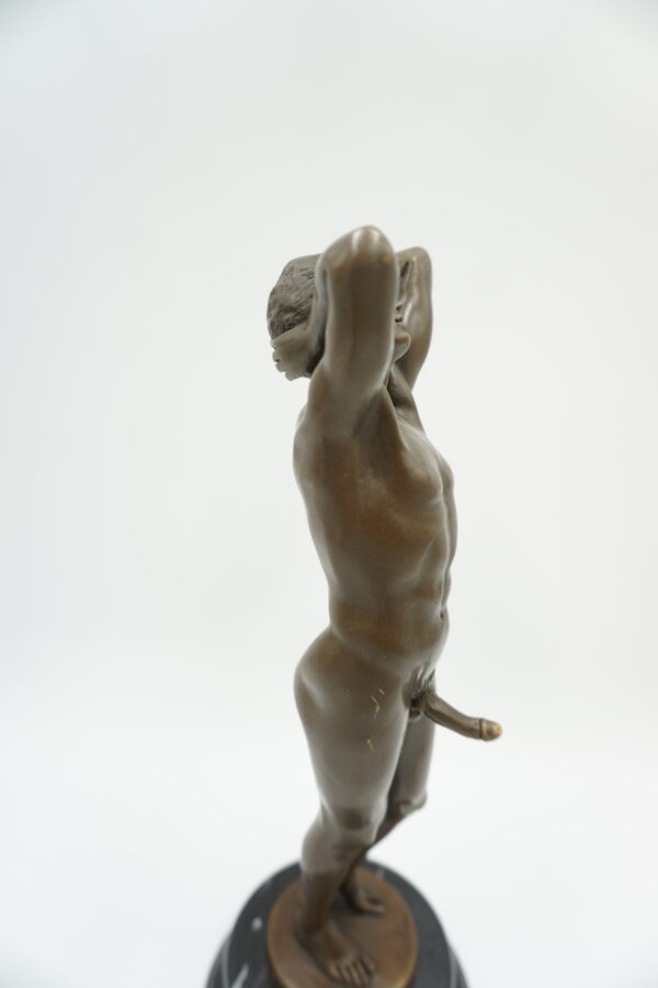 FIGURA Z BRĄZU AKT MĘSKI NAGI MĘŻCZYZNA