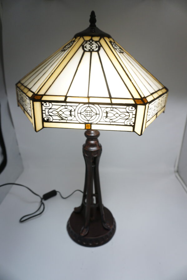 Lampa Witrażowa Styl Tiffany