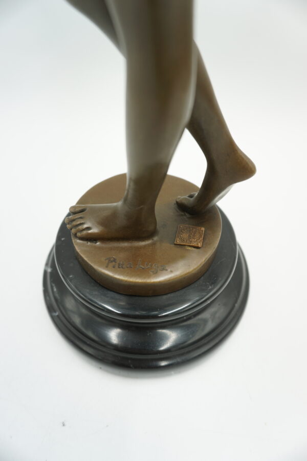 DUŻA FIGURA Z BRĄZU AKT NAGA KOBIETA