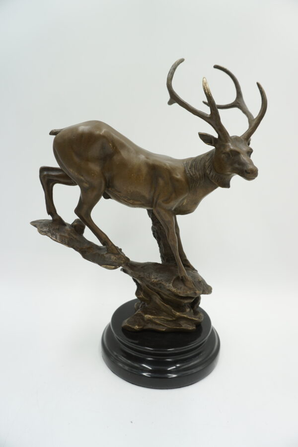 FIGURA Z BRĄZU JELEŃ PREZENT DLA MYŚLIWEGO