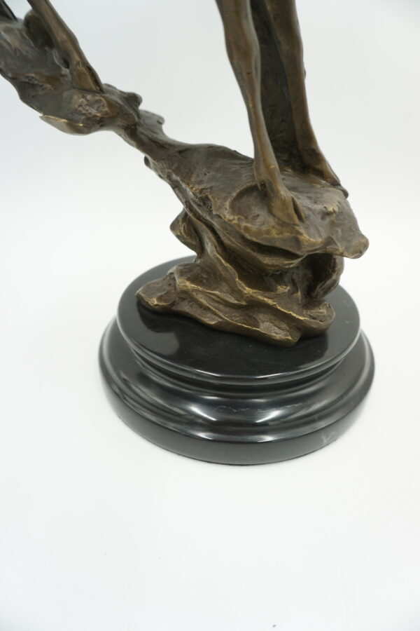 FIGURA Z BRĄZU JELEŃ PREZENT DLA MYŚLIWEGO