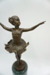 FIGURA Z BRĄZU DZIEWCZYNKA TANCERKA