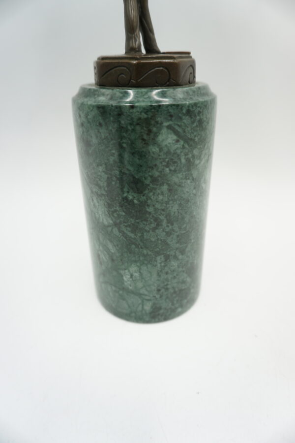 FIGURA Z BRĄZU DZIEWCZYNKA TANCERKA