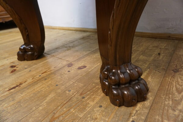 OKRĄGŁY STÓŁ GABINETOWY NA LWICH ŁAPACH LATA 20ste