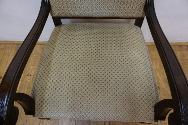 DOSTOJNY FOTEL DO BIURKA NA LWICH ŁAPACH LWIE ŁAPY