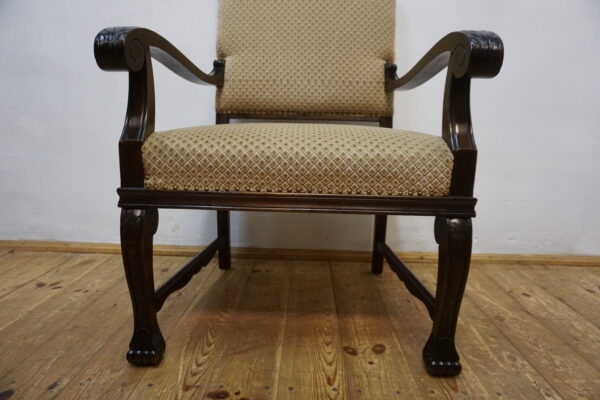 DOSTOJNY FOTEL DO BIURKA NA LWICH ŁAPACH LWIE ŁAPY