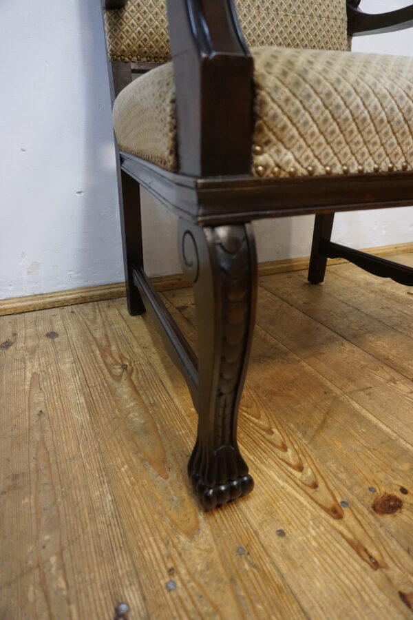 DOSTOJNY FOTEL DO BIURKA NA LWICH ŁAPACH LWIE ŁAPY