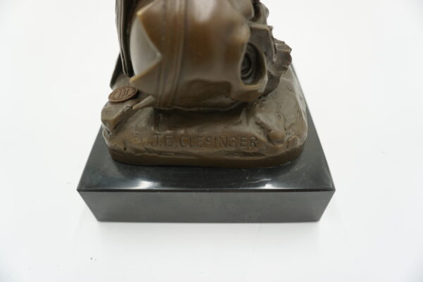 FIGURA Z BRĄZU SOWA Z CZASZKĄ