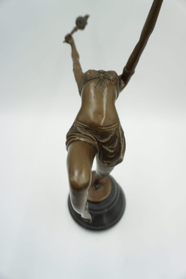 FIGURA Z BRĄZU TANCERKA Z POCHODNIAMI BOGINI