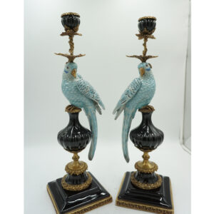 DUŻA PARA ŚWIECZNIKÓW PAPUGI NIEBIESKIE PORCELANA Z BRĄZEM CUDO wys-49cm