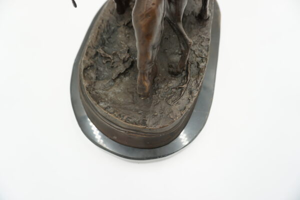 DUŻA FIGURA Z BRĄZU MYŚLIWY Z PSAMI - POLOWANIE