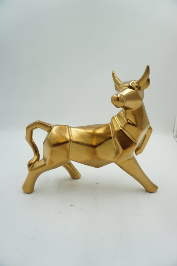 ZŁOTA CERAMICZNA FIGURA BYK HOSSA