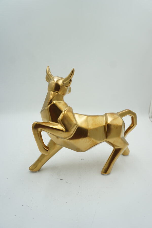 ZŁOTA CERAMICZNA FIGURA BYK HOSSA