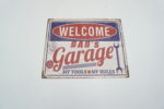 BLASZANY SZYLD - TABLICZKA "WELCOME DAD'S GARAGE" 20X25 cm.